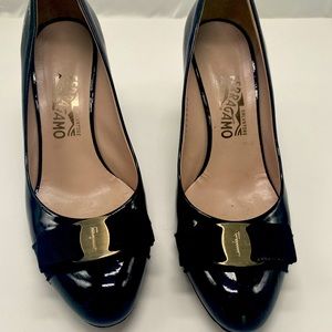 Salvatore Ferragamo pump